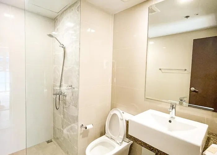 Luxury 2br Beside Okada Appartement Manilla