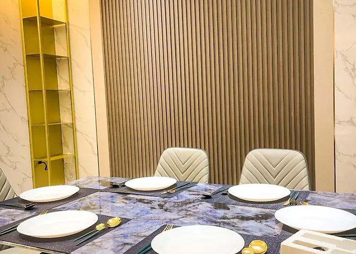 Luxury 2br Beside Okada Appartement Manilla